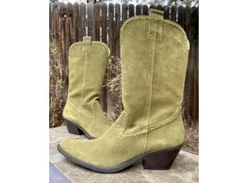 Gianni Bini Green Suede Hanley Western Boots Women's Size 8.5