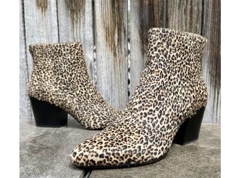 NWOB Dolce Vita Real Cow Hair- Tiger Print Booties Women's Size 8.5