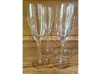 Set Of 4 Lovely Crystal Champagne Glasses