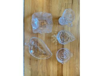 Lot Of 5 Glass Decor Pieces