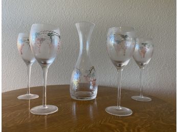 Decanter W/4 Matching Glasses