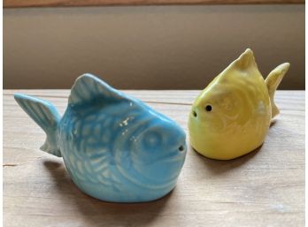 Vintage Bauer Chicken Of The Sea Salt And Pepper Shakers Set