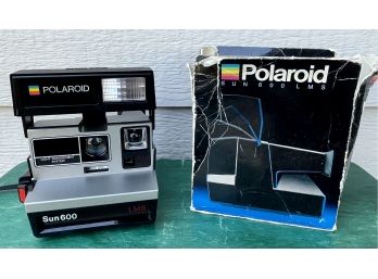 Polaroid Sun 600 Camera In Box