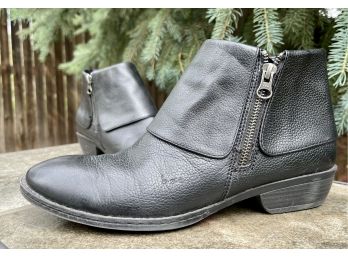 BOC Born Concept Black Leather Ankle Boots Women's Size 8