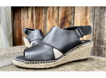 NWOB Clarks Unstructured Black Leather Sandals Women's Size 7.5