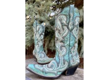 Corral Stud & Embroidery Turquoise Western Boots Women's Size 8.5