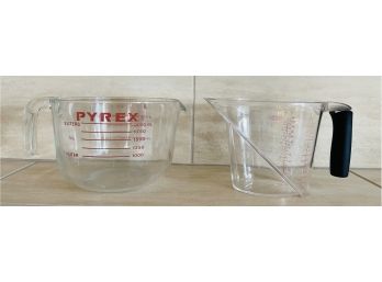 Lot Of 2 Measuring Cups