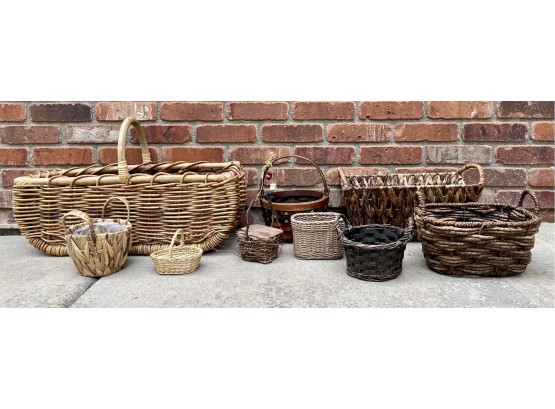 9 Pc. Basket Lot With Rectangular Basket With Handle