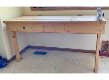 Wooden Work Table With Lift Top Storage And Vice