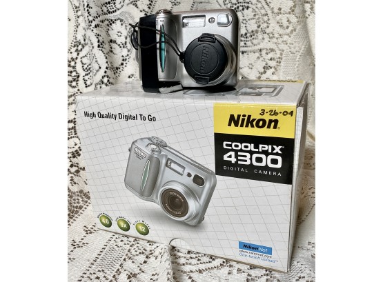 Nikon Coolpix With Case And Box