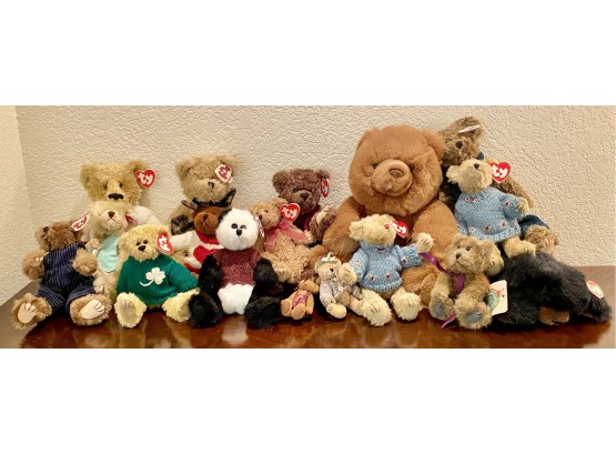 Large Lot Of Stuffed Bears, Predominately Beanie Babies