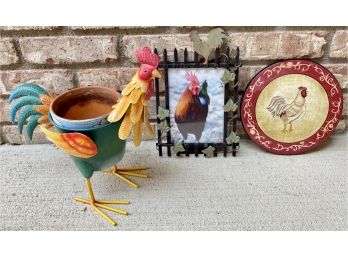 Rooster Themed Decor! Includes Gourmet Chef Trivet And Beautiful Faux Flower Arrangement In Decorative Vase