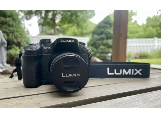 Panasonic LUMIX GH4 Body 4K Mirrorless Camera, 16 Megapixels, 3 Inch Touch LCD, DMC-GH4