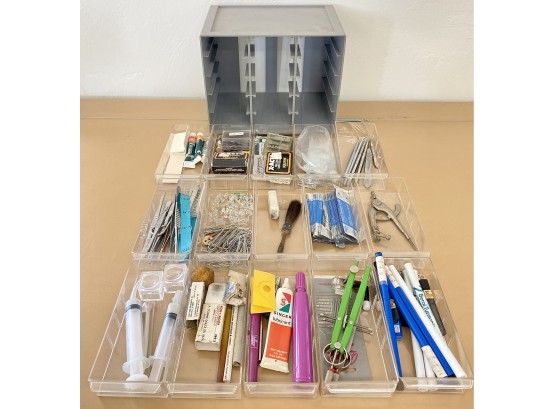 Small 15-drawer Plastic Organizer With Contents