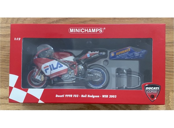 Mini Champs Ducati  999 2003 FILA Neil Hodgson  Model Super Bike 1:12
