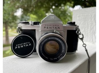Vintage Pentax Honeywell H1 35 MM Camera