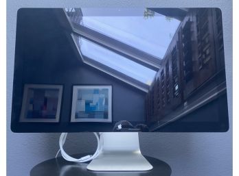 JL Apple Mac Monitor A1407 High Resolution Thunderbolt Display With Keyboard & Mouse