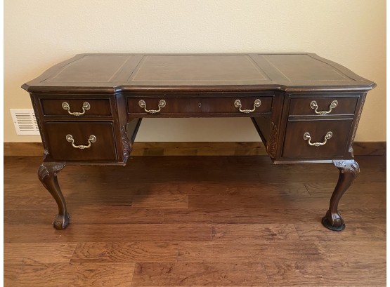 Heritage Wood Desk With 3 Drawers