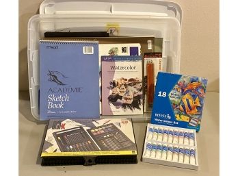 Art Supplies Lot