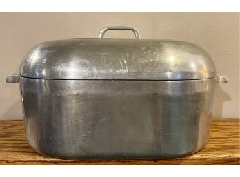 Vintage Wagner Ware Cast Aluminum Oval Roaster With Lid #0