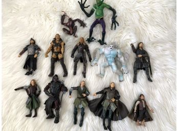 Lot Of 12 Marvel Figures