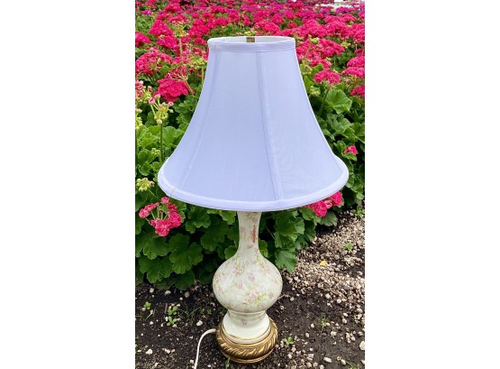 Pretty Ceramic Lamp With Floral Pattern
