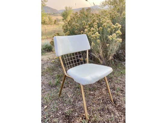 Howell Modern Metal Furniture White And Gold Vintage Chair With Mesh And Upholstered Vinyl Backing