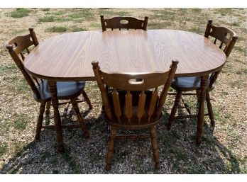 Wooden Table W 4 Chairs And 1 Leaf.