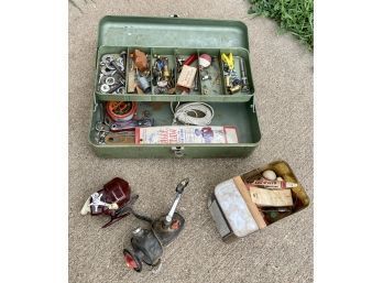 Vintage Metal TackleTool Box, Wonderflyte No 1765 And South Ben 840 Reel
