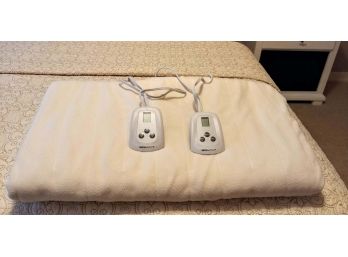 King Size Cream Color Electric Blanket With Dual Temperature Controls