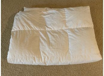 100% Cotton Gently Used Twin Comforter (Down Alternative)