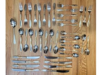 Cambridge Stainless Steel Service For 8 Set