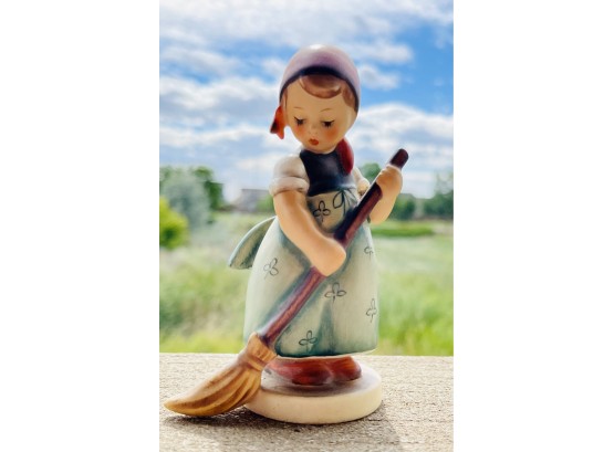 Goebel-Hummel Girl Sweeping Figurine