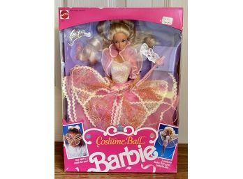 Costume Ball Barbie #7123 In Box