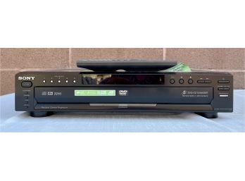 Sony CD/DVD Player Model DVP-NC665P With Remote