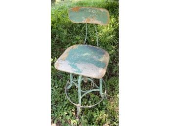 Vintage Green Swivel Metal And Wood Chair (many Chips In Paint)
