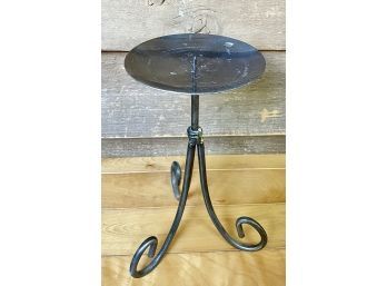 Metal Candle Holder With Scrolled Legs