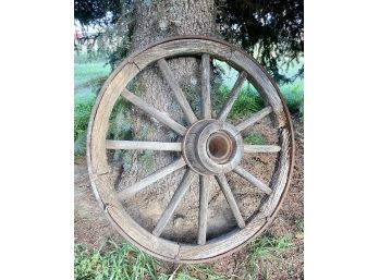 Wonderful Antique Wagon Wheel!