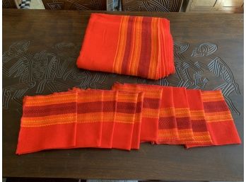 Stunning Red Table Cloth And Placemats