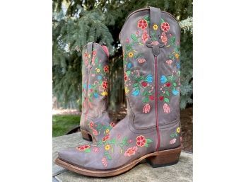 NWOB Macie Bean Floral Western Boots Women's Size 8.5