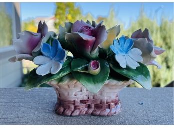Cesar Capodimonte By Sarastamo- Made In Italy Flower Vase Figurine