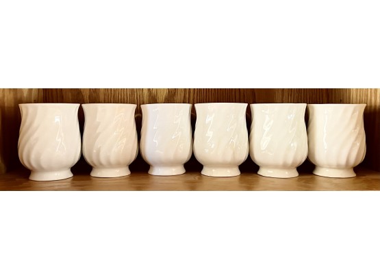 6 White Porcelain Mugs With Swirl, 4 Game By Hit Akari? To Unmarked And Have Crazing