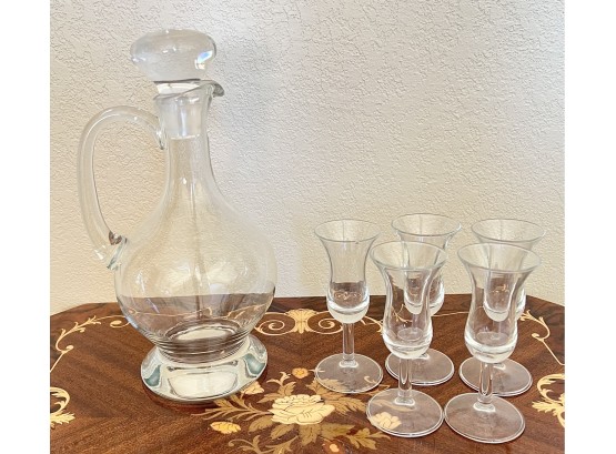 Glass Decanter With 5 Cups