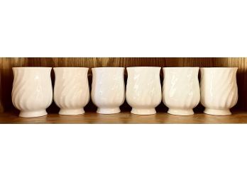 6 White Porcelain Mugs With Swirl, 4 Game By Hit Akari? To Unmarked And Have Crazing