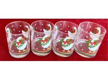 A Holiday White Goose With Wreath Rocks Glasses