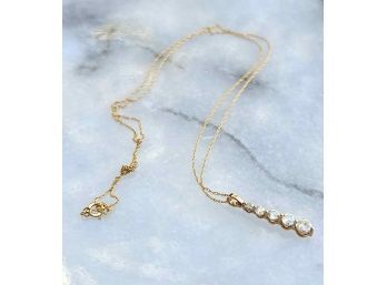 14k Chain And Pendant With Small Diamonds (chain Is Tangled)