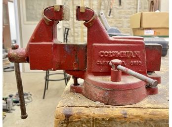 Large Red Vice Made In The USA