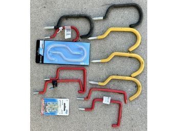 Lot Of Hooks For Bikes/tools