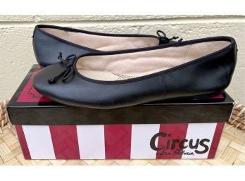 Circus By Sam Edelman Flats Size 8 With Box