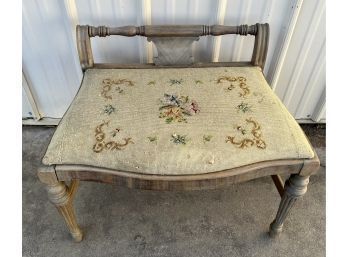 Vintage Seat With Crosspoint Upholstered Seat